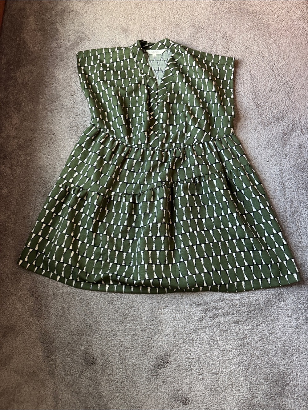 52seven Green Smocked Dress Boho Geometric Print Sleeveless SIZE 1X